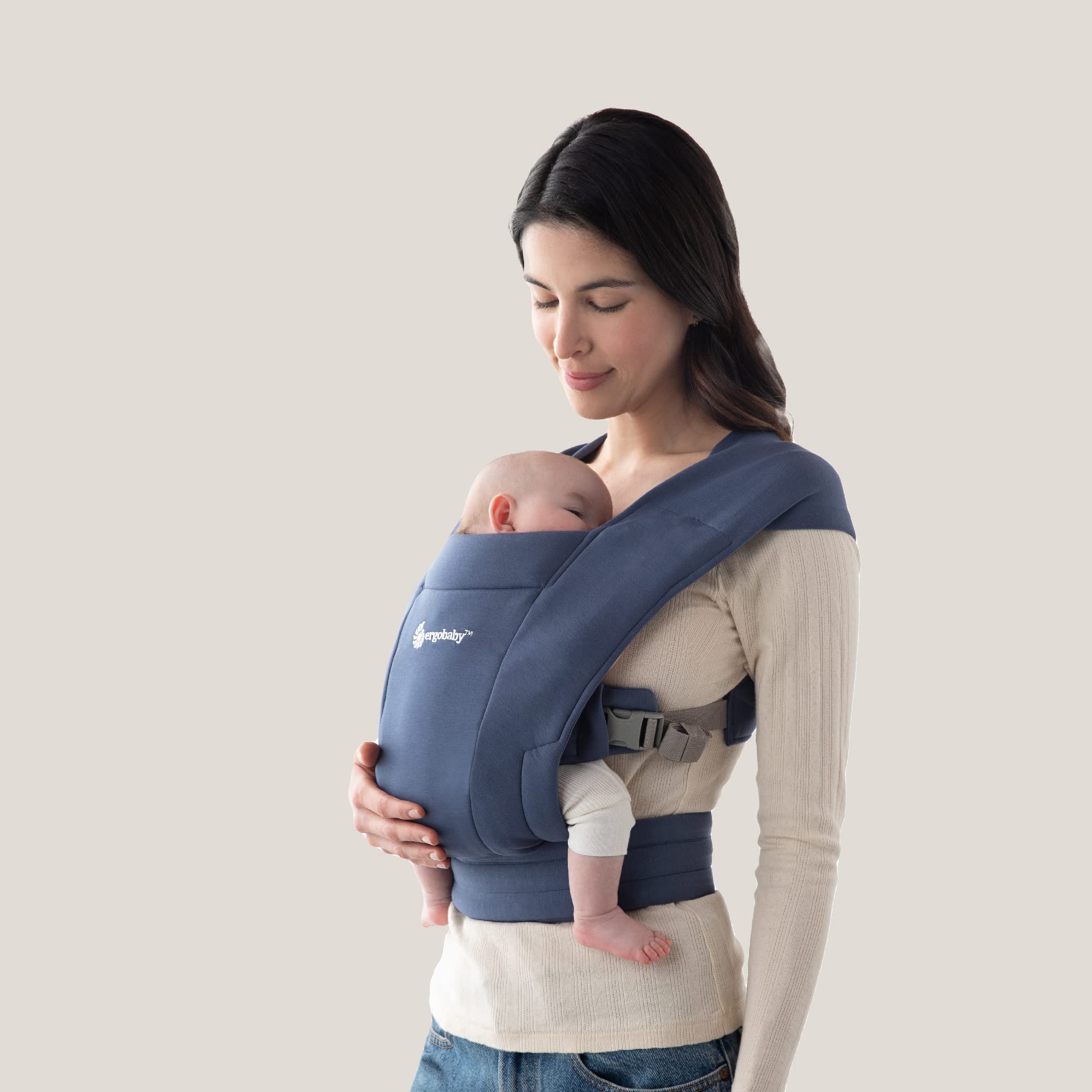 Foto 2 pulgar | Portabebés Ergobaby Embrace Cozy Newborn Essentials - Venta Internacional.
