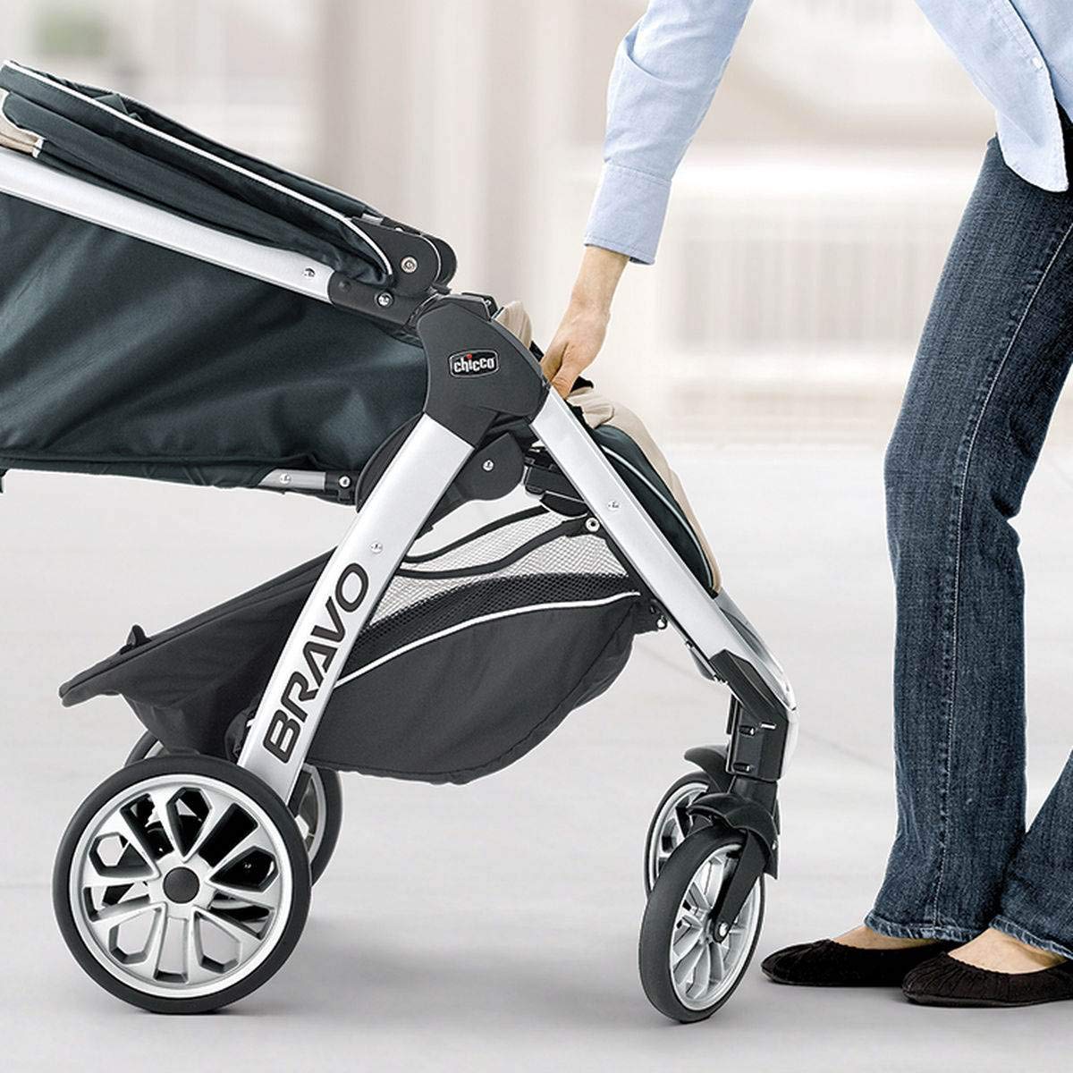 Foto 7 | Sistema De Viaje Chicco Bravo Trio Lilla Con Silla De Paseo Y Asiento De Coche - Venta Internacional.