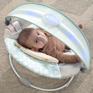 Foto 5 | Asiento Tipo Hamaca Para Bebés Ingenuity Inlighten Con Barra De Juguetes Iluminada - Venta Internacional.