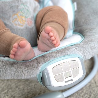 Foto 7 | Asiento Tipo Hamaca Para Bebés Ingenuity Inlighten Con Barra De Juguetes Iluminada - Venta Internacional.