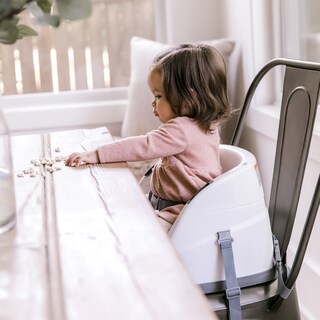 Foto 4 | Asiento De Alimentación Elevador Ingenuity Baby Base 2 En 1, Pizarra - Venta Internacional.