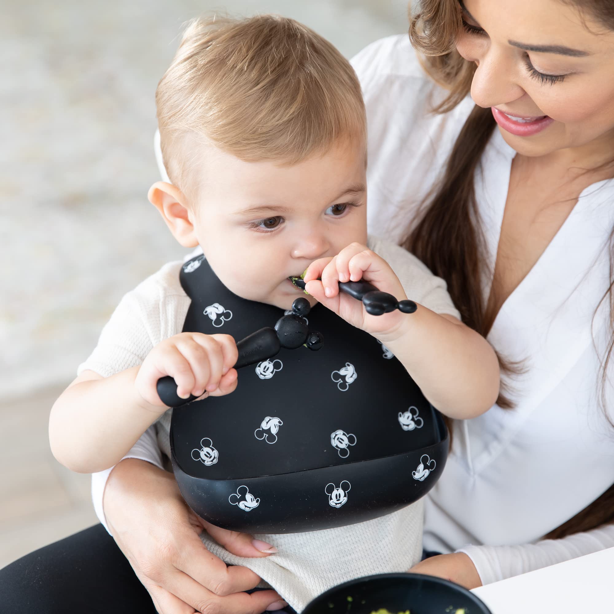 Foto 4 pulgar | Babero de Silicona Bumkins Disney para Bebés - Venta Internacional