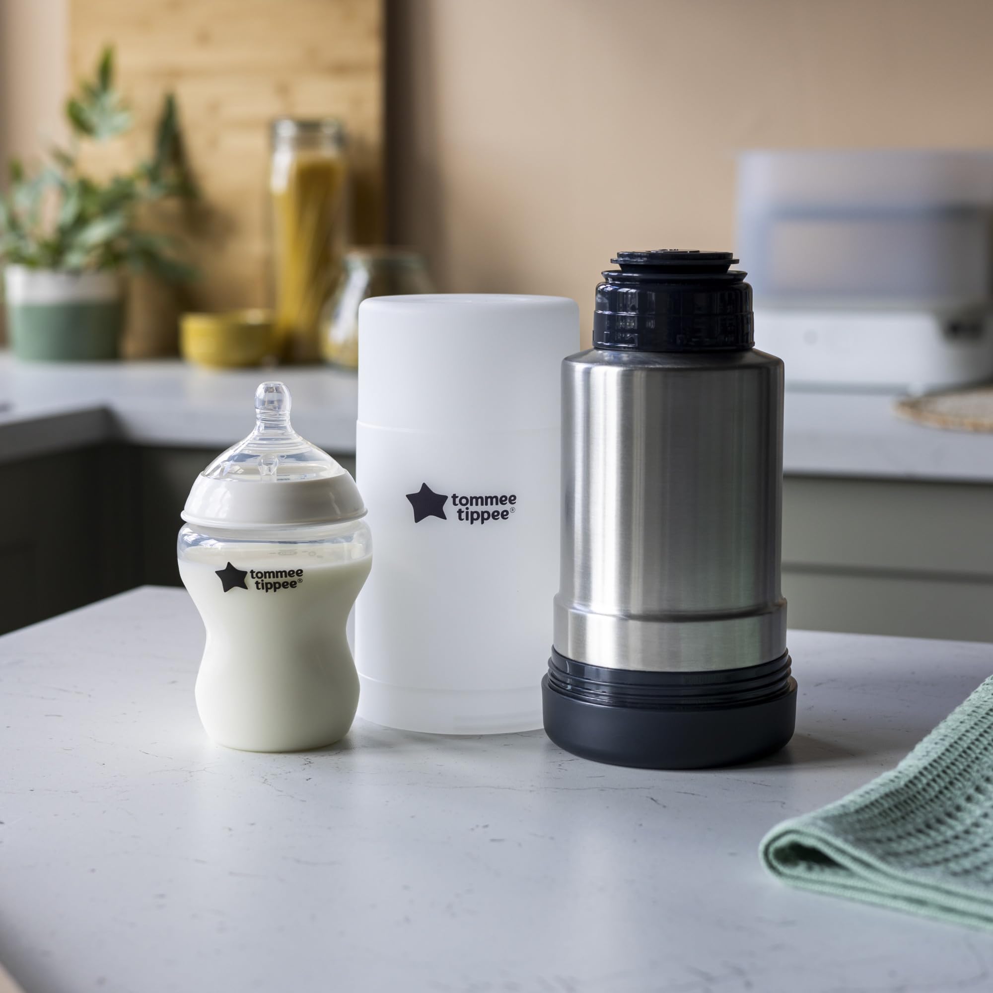 Foto 7 pulgar | Calentador De Viaje Para Biberones Y Alimentos Tommee Tippee, Más Cerca De La Naturaleza - Venta Internacional.