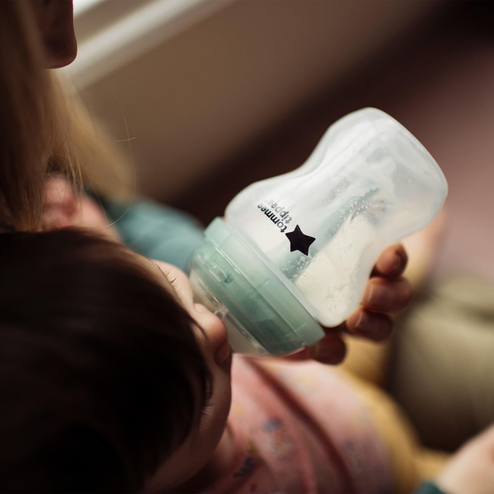Foto 2 | Biberones Tommee Tippee Advanced Anticólicos 150 Ml, 0 M+ (x4) - Venta Internacional.