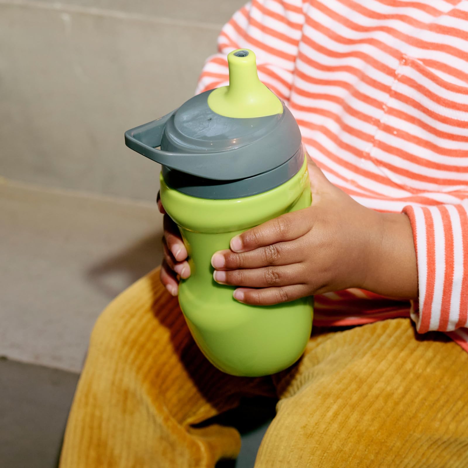 Foto 3 pulgar | Botella De Agua Para Niños Pequeños Tommee Tippee Insulated Sportee 270 Ml - Venta Internacional.