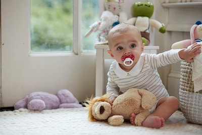 Foto 7 | Chupetes Nuk Disney Mickey Mouse De Ortodoncia De 0 A 6 M, Paquete De 2 - Venta Internacional.