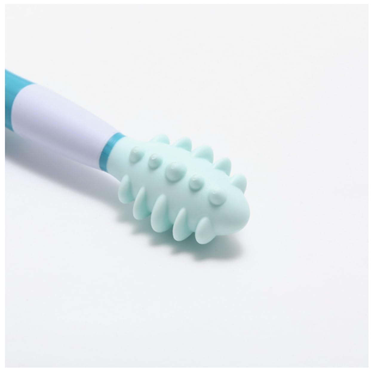 Foto 3 pulgar | Cepillo De Masaje Nuk Para Bebés En Proceso De Dentición, Paquete De 1, Color Blanco - Venta Internacional.