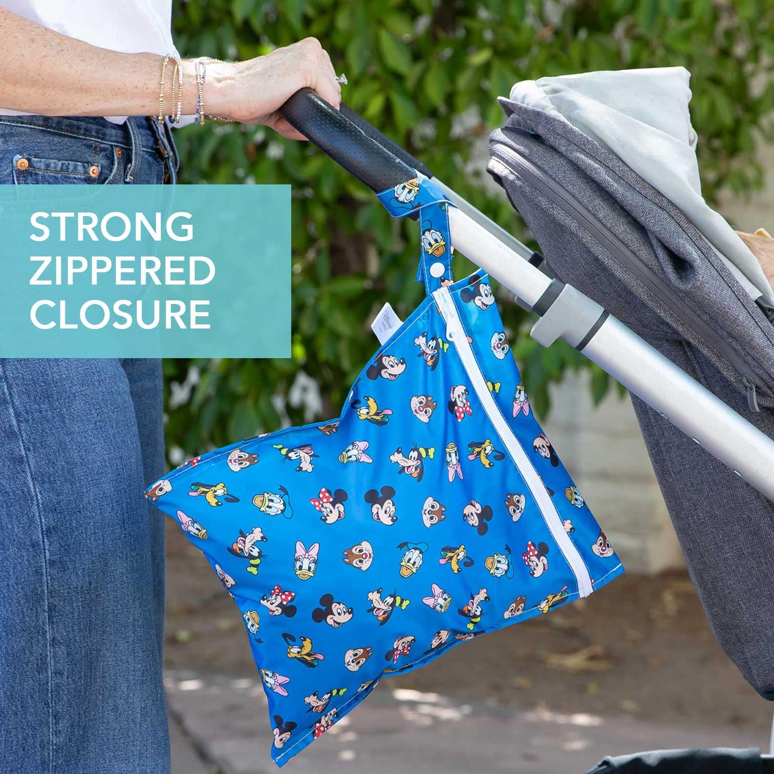 Foto 4 pulgar | Mochila Impermeable Bumkins Disney Mickey And Friends Blue - Venta Internacional.
