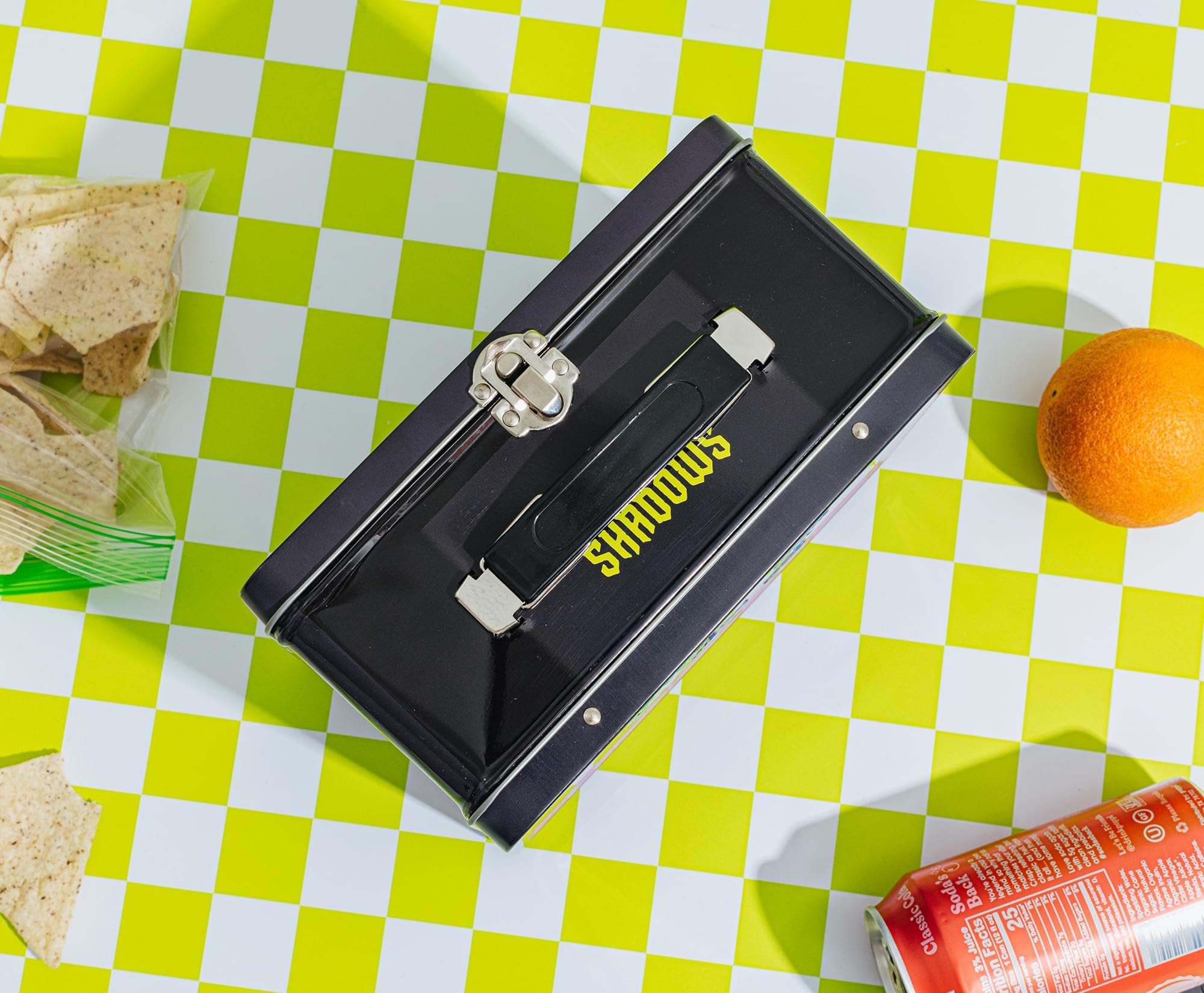 Foto 7 pulgar | Lunchbox Toynk What We Do In The Shadows Metal De Estilo Retro - Venta Internacional.
