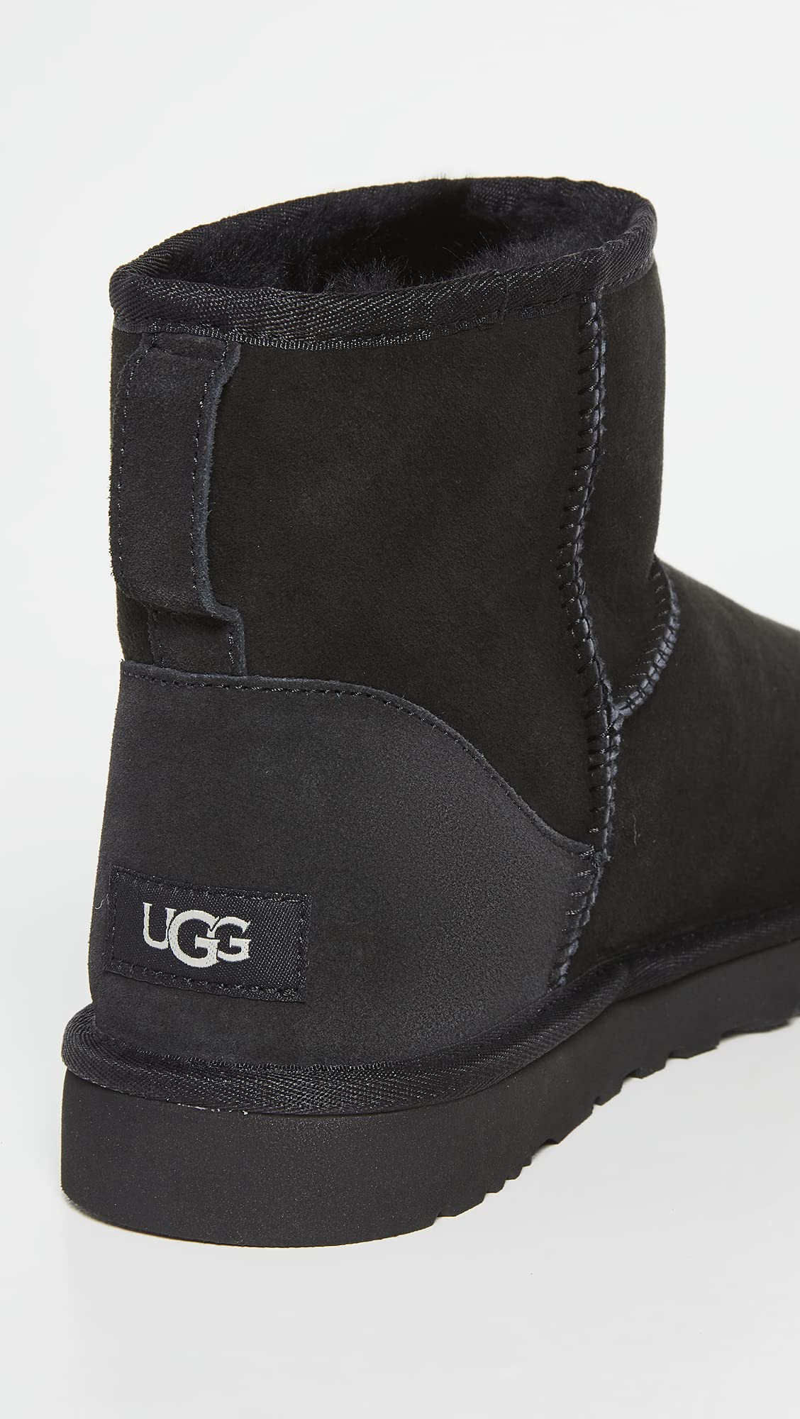 Foto 5 pulgar | Bota Ugg Classic Mini Para Hombre, Color Negro - Venta Internacional.