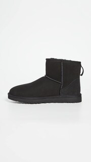 Foto 5 | Bota Ugg Classic Mini Para Hombre, Color Negro - Venta Internacional.