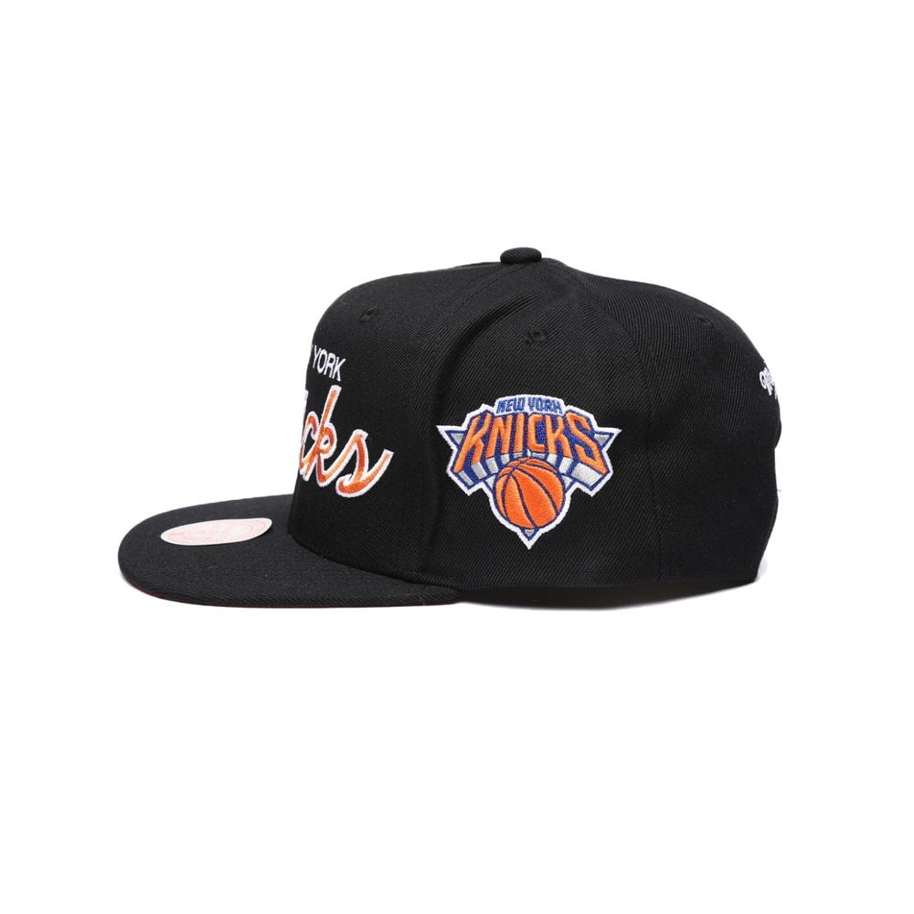 Foto 3 pulgar | Gorra Mitchell & Ness New York Knicks Team Script 2.0 NBA Basquetbol color Negro