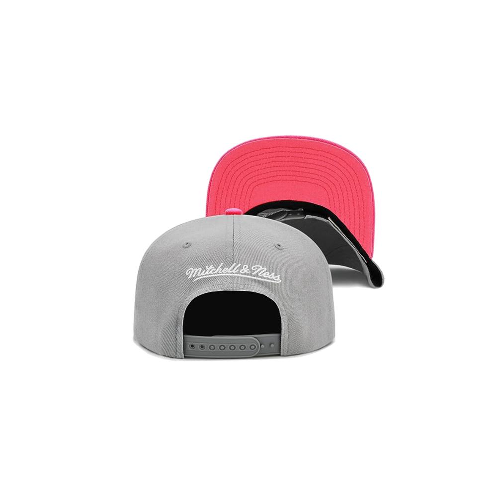 Foto 4 pulgar | Gorra Mitchell & Ness San Antonio Spurs Core Basic NBA color Gris