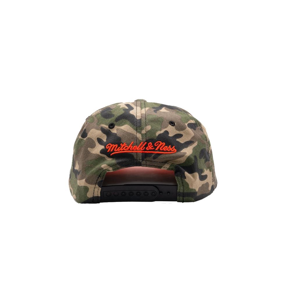 Foto 4 pulgar | Gorra Mitchell & Ness Milwaukee Bucks Camo Verde