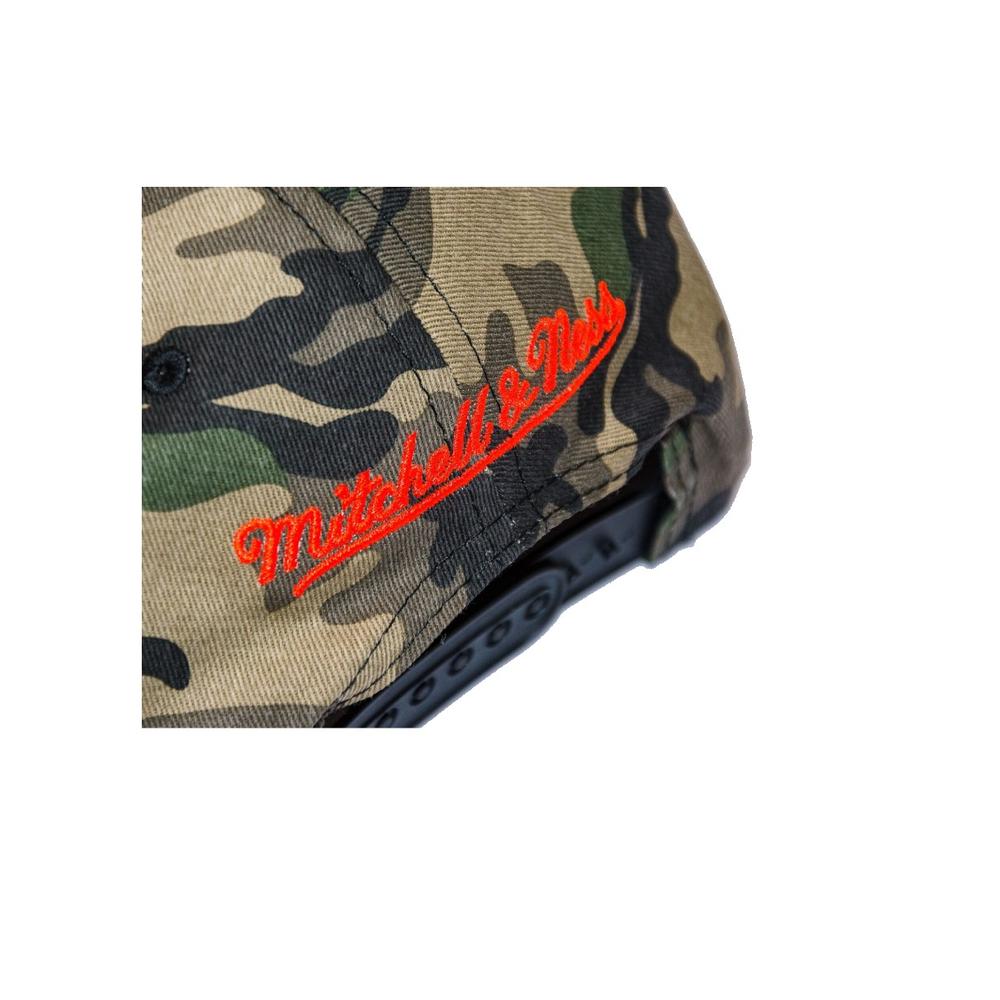 Foto 5 pulgar | Gorra Mitchell & Ness Milwaukee Bucks Camo Verde