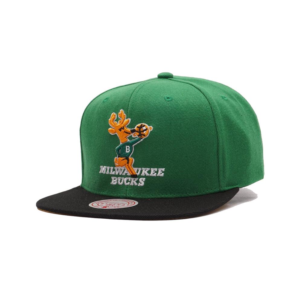 Foto 3 pulgar | Gorra Mitchell & Ness Milwaukee Bucks Hwc Core Basic NBA Verde