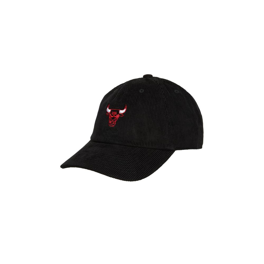 Foto 2 pulgar | Gorra Mitchell & Ness Bulls Cord Dad NBA Negro