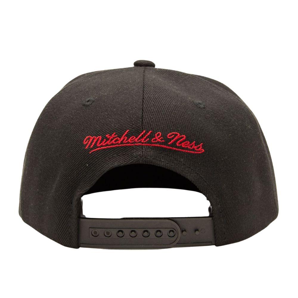 Foto 4 pulgar | Gorra Mitchell & Ness Bulls Paint By Number Basquetbol Nba Negra