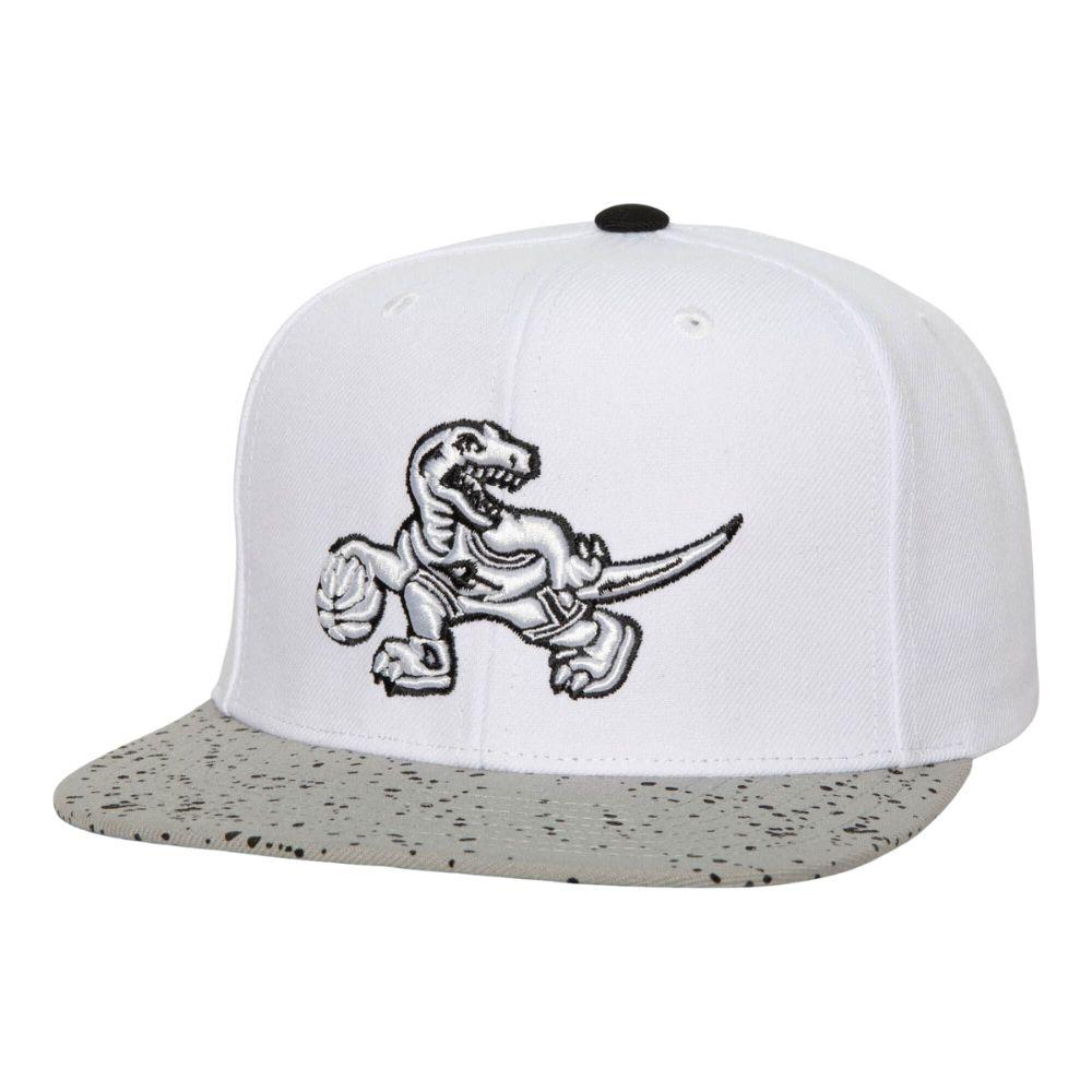 Foto 2 pulgar | Gorra Mitchell & Ness Toronto Raptors Blanca