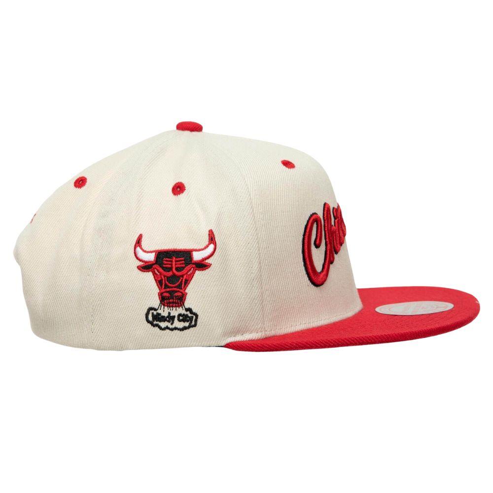 Foto 3 pulgar | Gorra Mitchell & Ness Chicago Bulls Sail 2 Tonos HWC Basquetbol NBA Beige