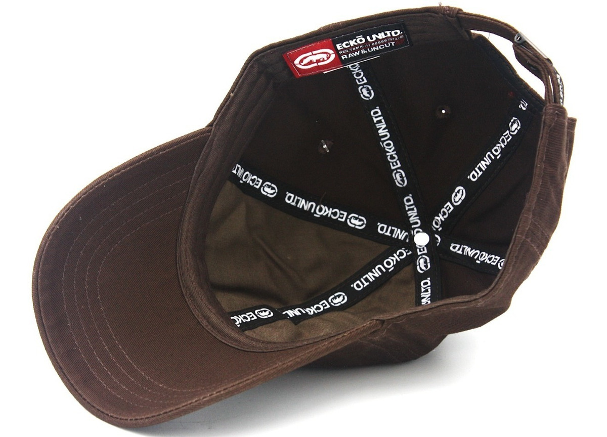 Foto 4 pulgar | Gorra Eckó Unltd. Marrón para Hombre