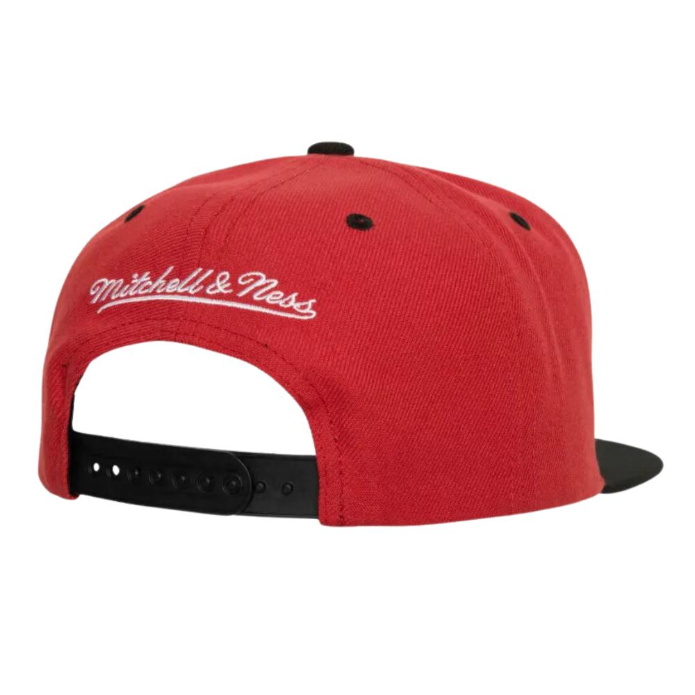 Foto 3 pulgar | Gorra Mitchell & Ness Bulls Transcript NBA Roja