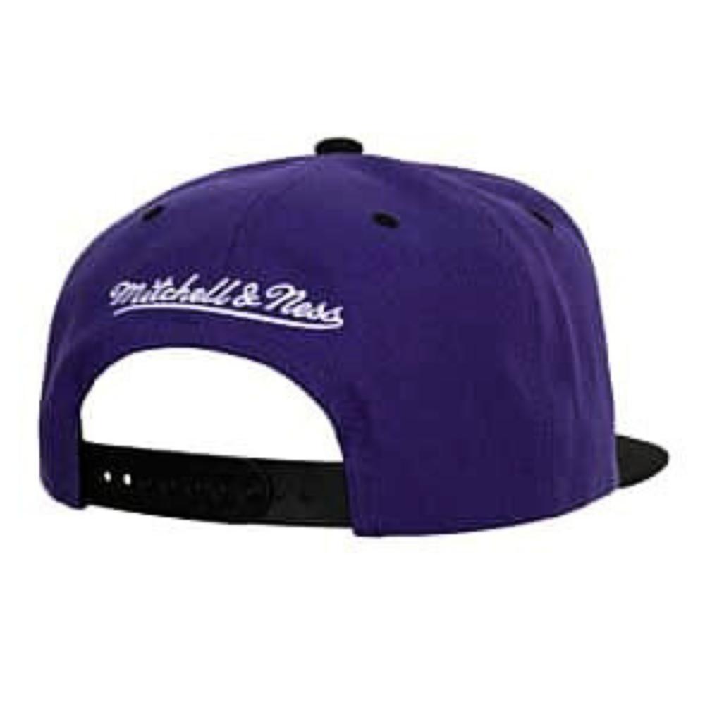 Foto 3 pulgar | Gorra Mitchell & Ness Lakers Transcript Nba Púrpura