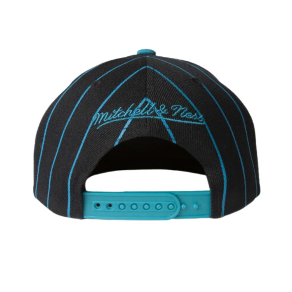 Foto 3 pulgar | Gorra Mitchell & Ness Sharks Hhl Team Pin Negro