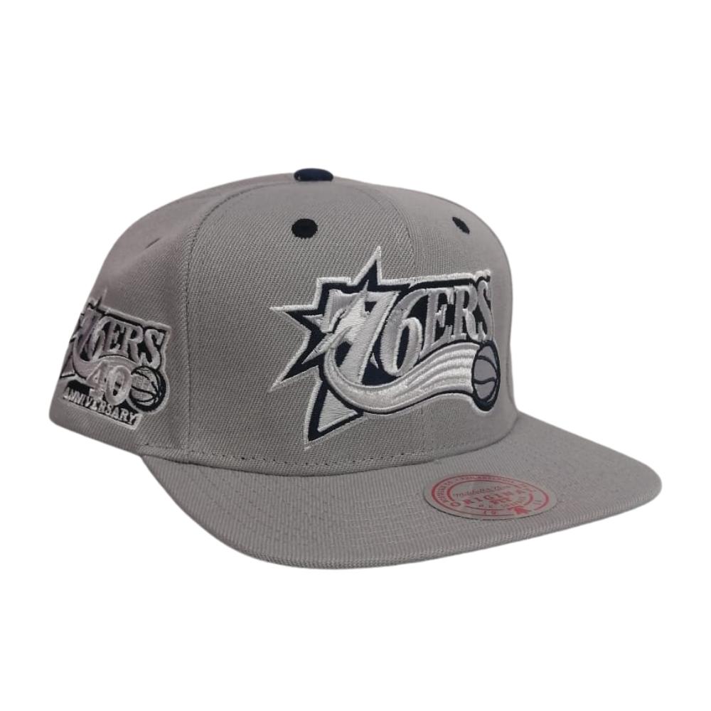 Foto 3 pulgar | Gorra Mitchell & Ness Philadelphia 76er NBA Gris para Hombre