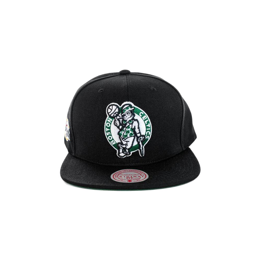 Foto 2 pulgar | Gorra Mitchell & Ness Boston Celtics 2008 Finals Basquetbol Negra