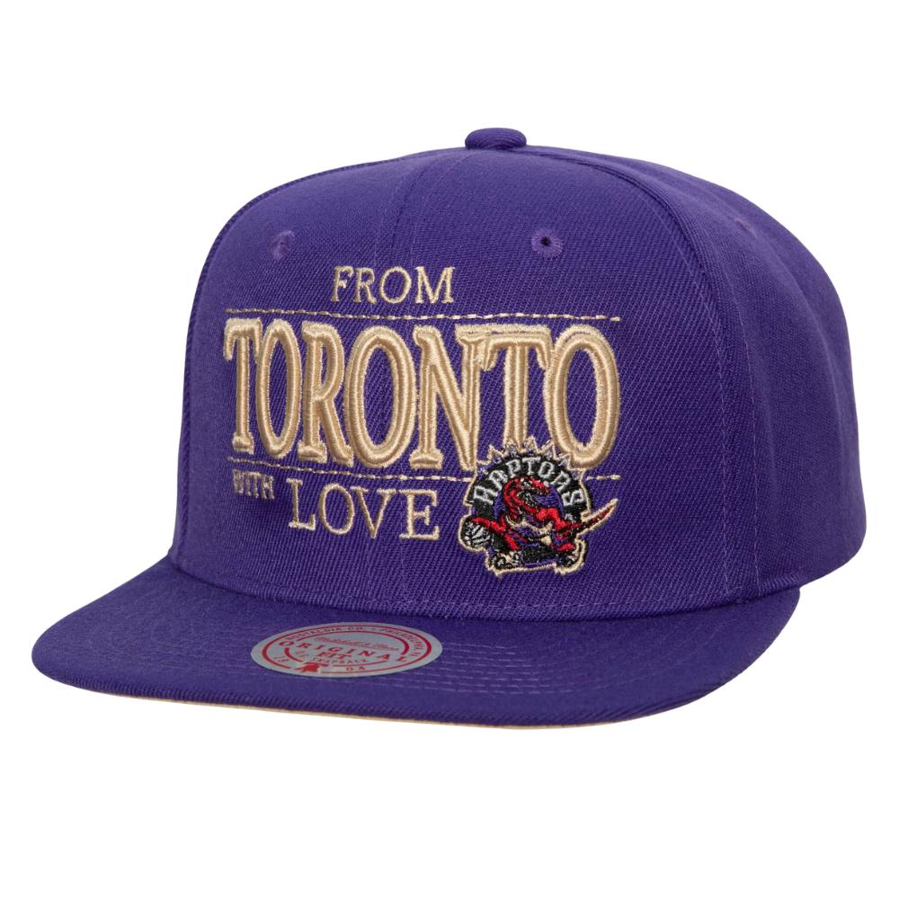 Foto 2 pulgar | Gorra Mitchell & Ness With Love Toronto Raptors Hombre NBA Púrpura para Hombre