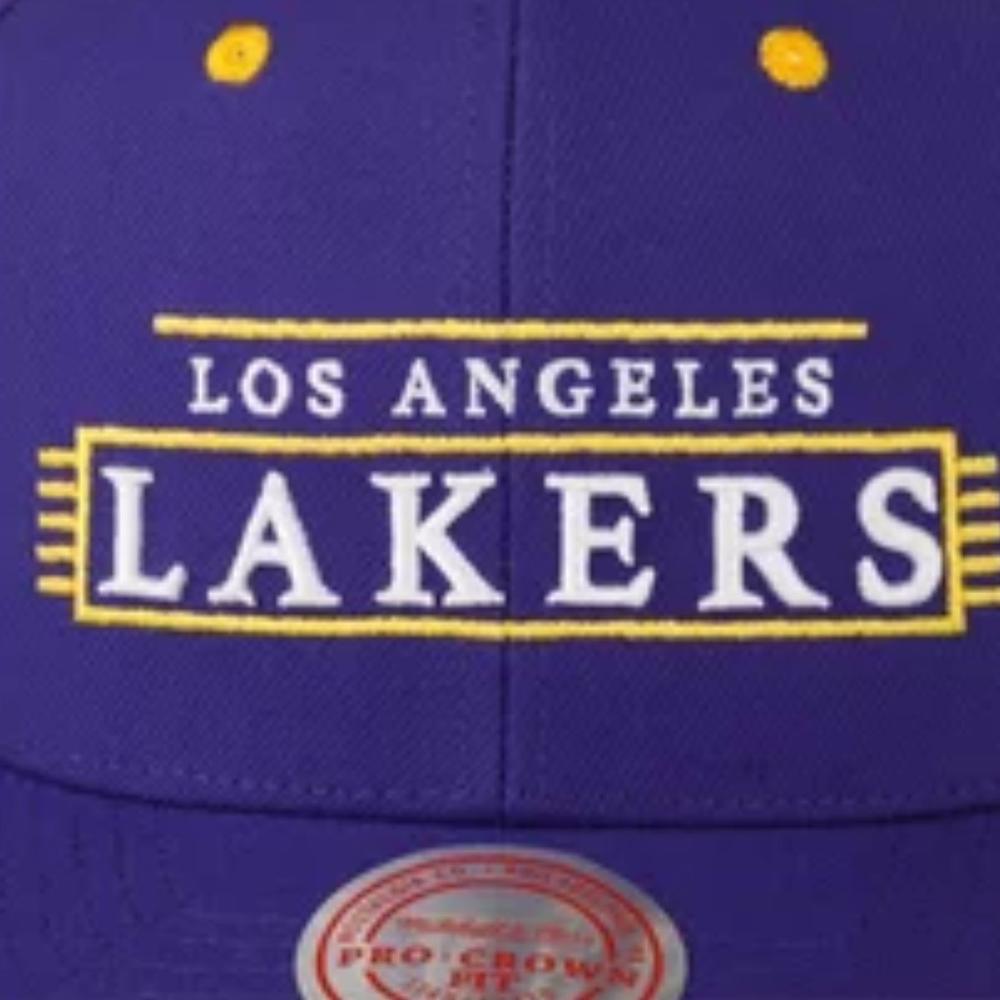 Foto 3 pulgar | Gorra Mitchell & Ness Lofi Pro Snapback Lakers Hombre Purpura