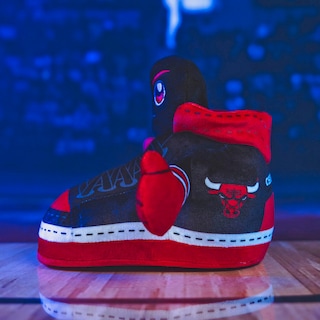 Foto 6 | Zapatilla De Felpa Bleacher Creatures Chicago Bulls Nba Kuricha 7 - Venta Internacional.