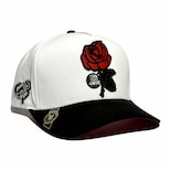 Gorra Vago Style Como la Flor Artesanal Blanca Visera Curva