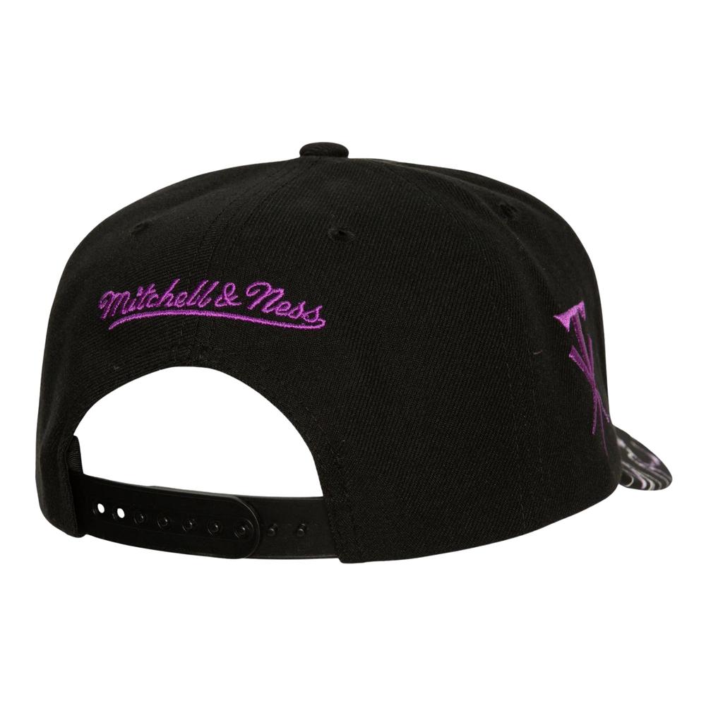 Foto 4 pulgar | Gorra Mitchell & Ness Wwepro Undertaker Unisex Snapback Negro