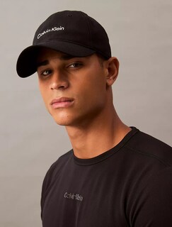 Foto 2 | Gorra Calvin Klein Unisex Negro Ajustable Casual