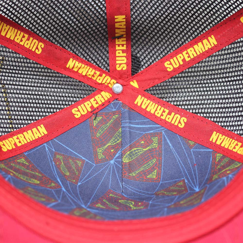 Foto 4 pulgar | Gorra Trucker Superman_06a Color Negro