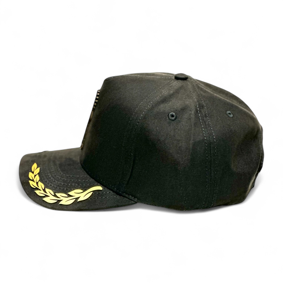 Foto 7 pulgar | Vago Style Gorra San Judas Snapback Negra Gamuza Placa Dorada Visera Curva