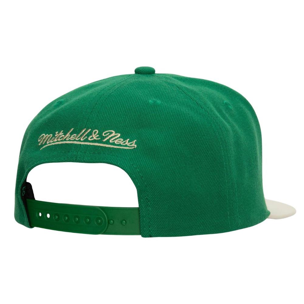 Foto 3 pulgar | Gorra Mitchell & Ness Team 2 Tone 2.0 Bucks Hombre Verde