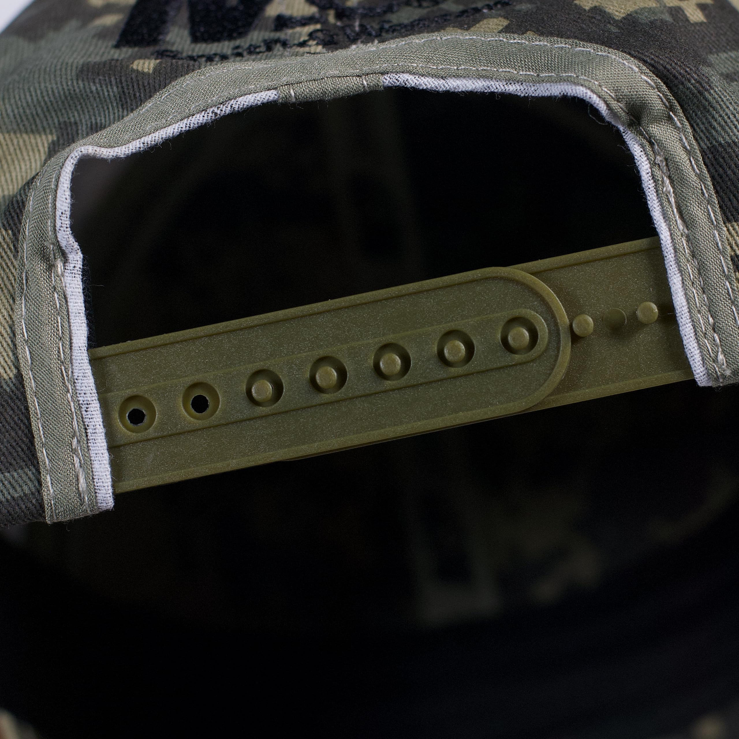 Foto 3 pulgar | Gorra De Béisbol Smith & Wesson M&p Digital Camo Para Hombre - Venta Internacional.