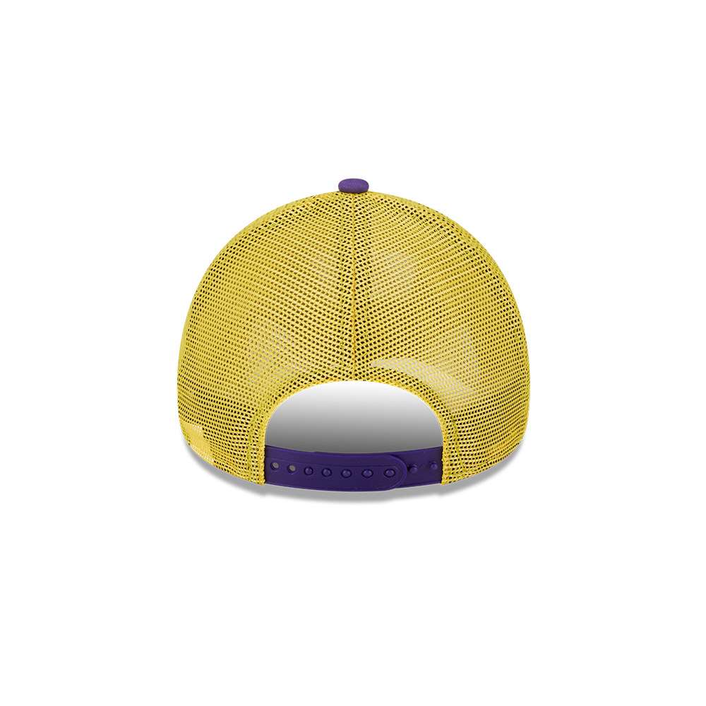 Foto 5 pulgar | New Era Gorra Los Angeles Lakers Trucker Mlb 9forty Ajustable Para Mujer Color Púrpura