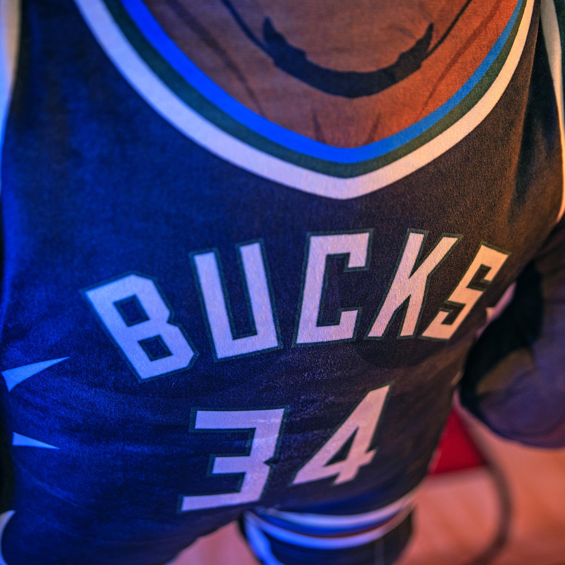 Foto 7 pulgar | Peluche Bleacher Creatures Milwaukee Bucks Giannis 24 - Venta Internacional.