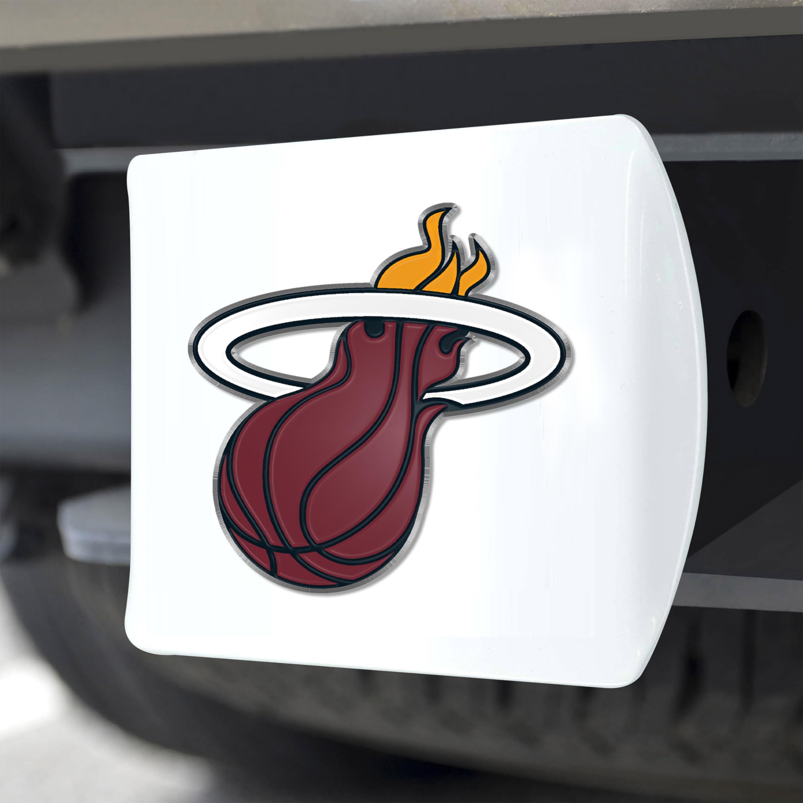 Foto 5 | Funda De Enganche Fanmats Nba Miami Heat Blanca Con Logotipo Cromado - Venta Internacional.