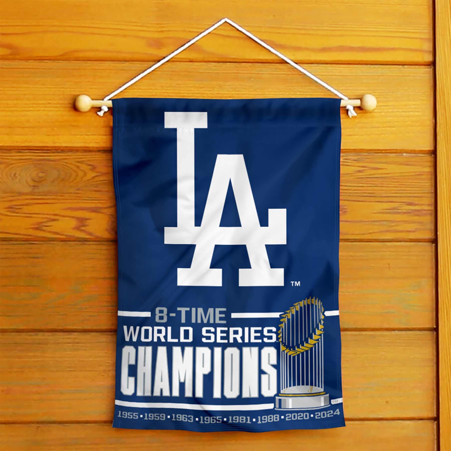 Foto 5 pulgar | Garden Flag Wincraft Los Angeles Dodgers 2024 Campeones Del Mundo - Venta Internacional.