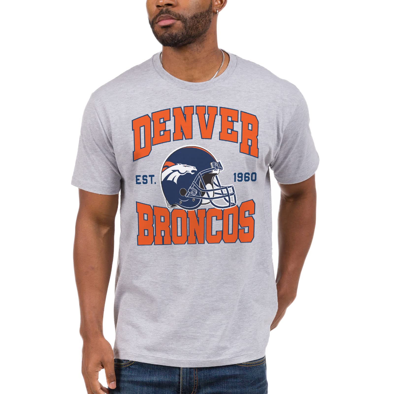 Foto 2 pulgar | Camiseta Junk Food Clothing X Casco Del Equipo De Los Denver Broncos De La Nfl - Venta Internacional.