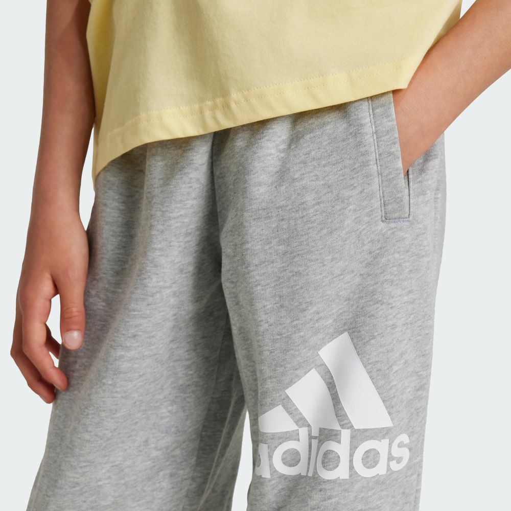 Foto 9 pulgar | Pants Essentials Regular Fit Logo Grande De Algodón Adidas Gris Niños