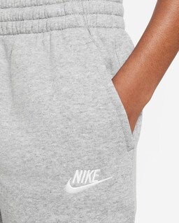 Foto 3 | Pantalones Nike Youth Club Fleece Jogger Para Niños, Color Gris - Venta Internacional.