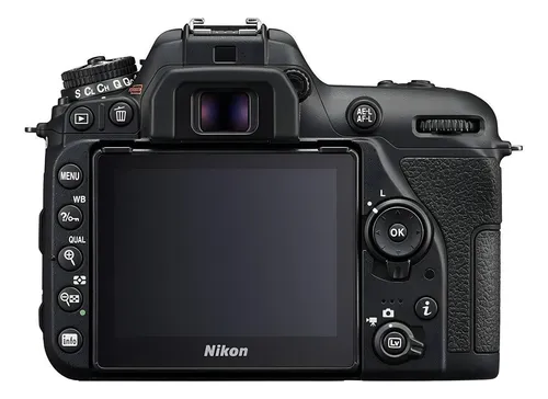 Foto 3 | Cámara Réflex Digital Nikon D7500 Con Lente De 18-140 Mm Modelo Internacional