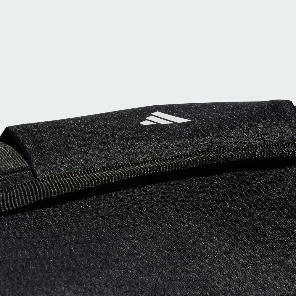 Foto 8 | Maleta Deportiva Essentials 3 Franjas Pequeña Adidas Negro Unisex