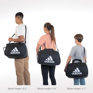 Foto 3 | Bolsa De Lona Adidas Diablo Small Onix Gris/negro/rojo Solar - Venta Internacional.